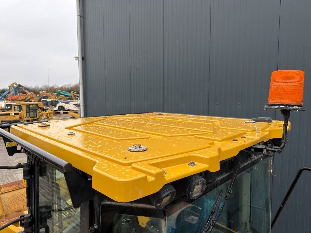 Radlader of the type Sonstige Cat 972M, Gebrauchtmaschine in Venlo (Picture 11)