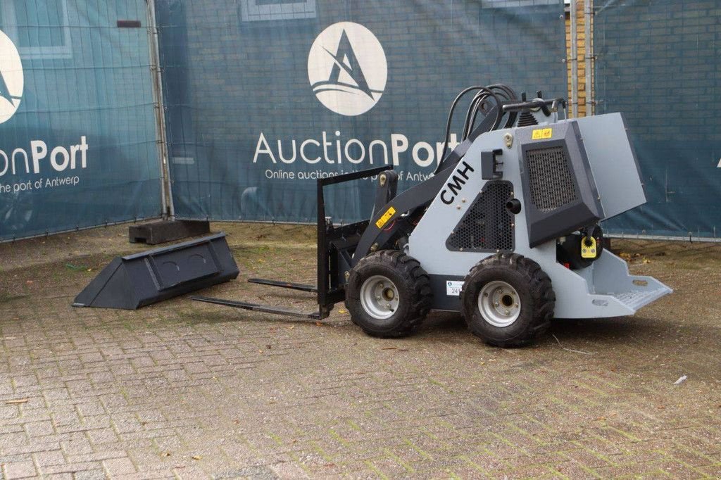 Radlader of the type Sonstige Cheval Liberte HT320, Neumaschine in Antwerpen (Picture 3)