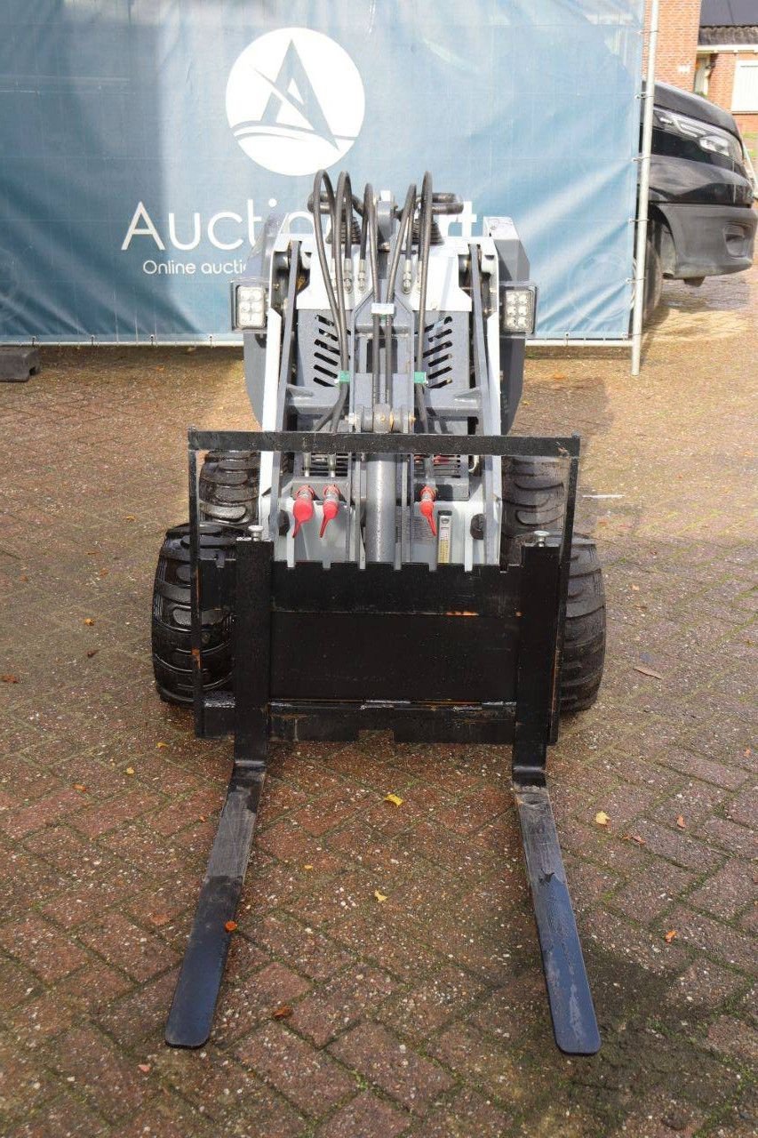 Radlader of the type Sonstige Cheval Liberte HT320, Neumaschine in Antwerpen (Picture 9)
