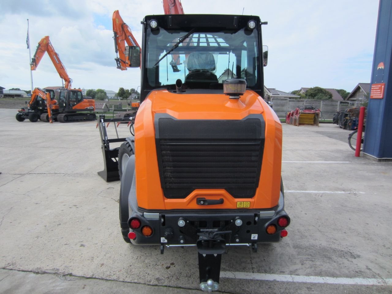 Radlader za tip Sonstige Develon DL85-7, Neumaschine u Arum (Slika 5)