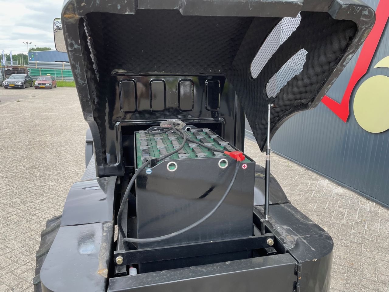 Radlader tip Sonstige E-shovel 910E, Gebrauchtmaschine in Leeuwarden (Poză 3)