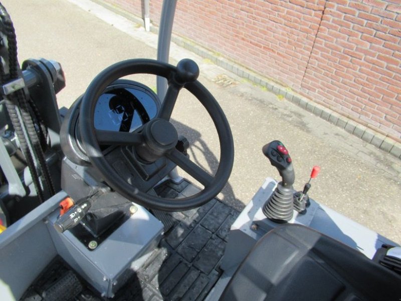 Radlader des Typs Sonstige elektrische shovel WCM 610 610, Gebrauchtmaschine in Stroe (Gld) (Bild 9)