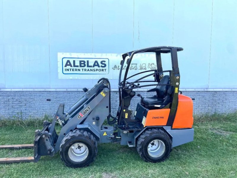 Radlader типа Sonstige Giant 263S kniklader shovel, Gebrauchtmaschine в Kwintsheul