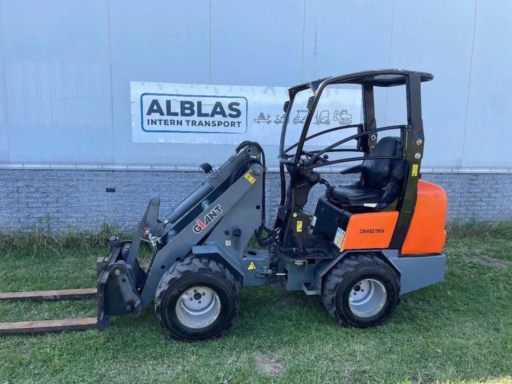 Radlader of the type Sonstige Giant 263S kniklader shovel, Gebrauchtmaschine in Kwintsheul (Picture 2)