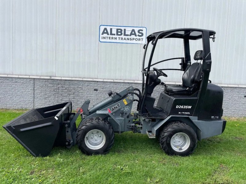 Radlader tip Sonstige Giant 263SWT shovel kniklader met slechts 286 uur, Gebrauchtmaschine in Kwintsheul (Poză 1)