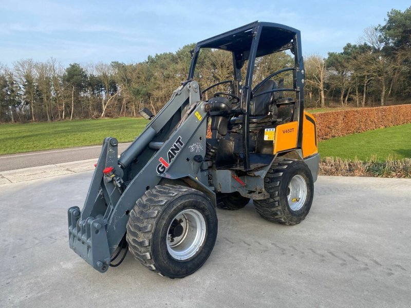 Radlader del tipo Sonstige Giant 452t, Gebrauchtmaschine en Boekel