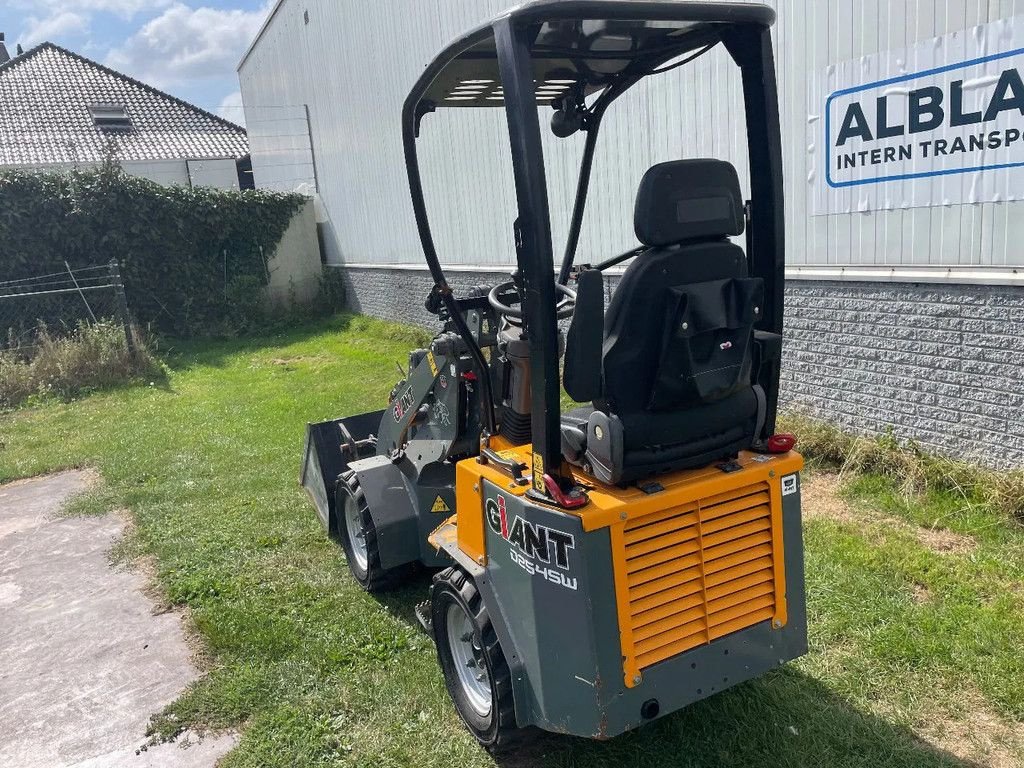 Radlader tipa Sonstige Giant D254SW shovel kniklader 2021 met slechts 423 uur, Gebrauchtmaschine u Kwintsheul (Slika 3)