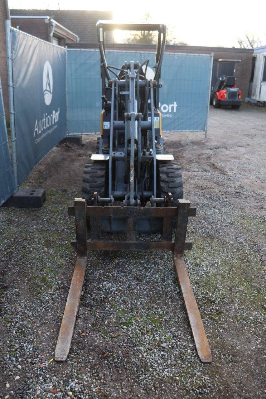 Radlader от тип Sonstige Giant D2635, Gebrauchtmaschine в Antwerpen (Снимка 9)