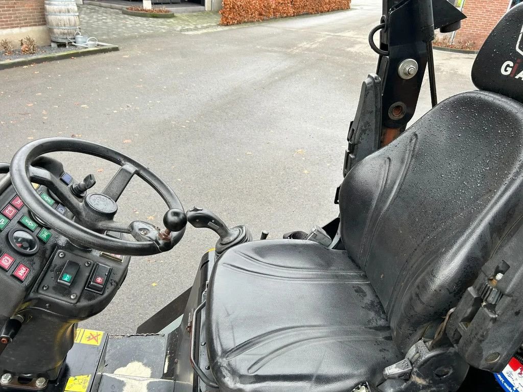 Radlader van het type Sonstige Giant D332SWT X-tra, Gebrauchtmaschine in HA (Foto 10)