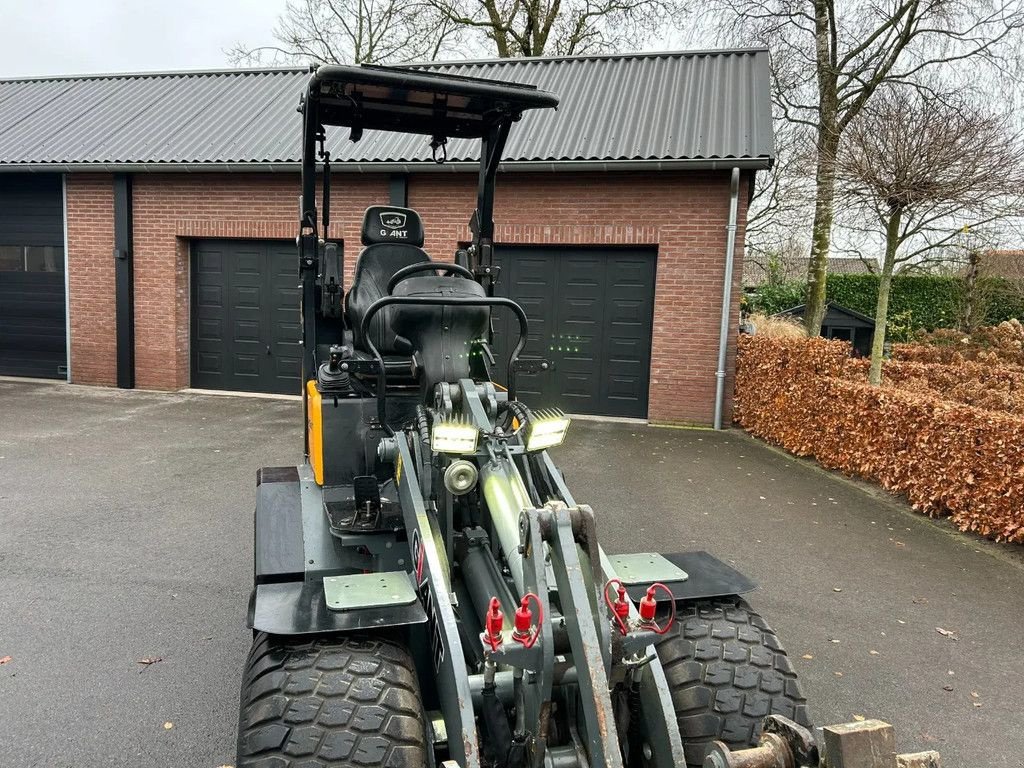 Radlader van het type Sonstige Giant D332SWT X-tra, Gebrauchtmaschine in HA (Foto 4)