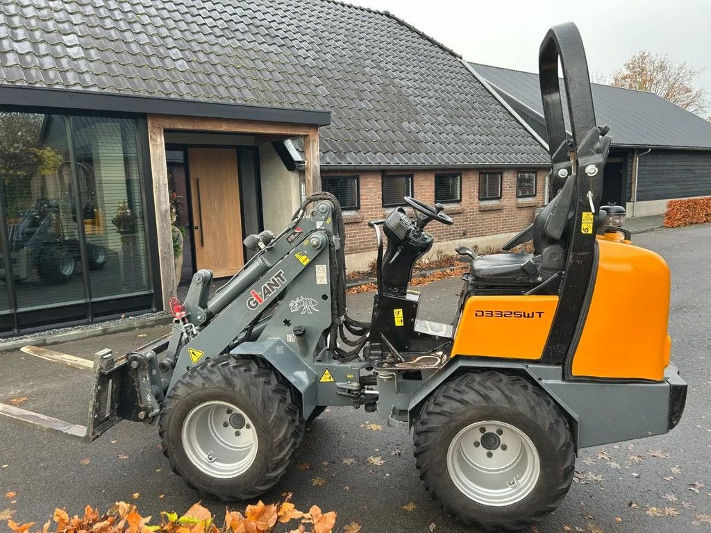 Radlader of the type Sonstige Giant D332SWT, Gebrauchtmaschine in HA (Picture 2)
