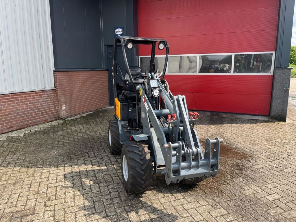 Radlader of the type Sonstige Giant D332SWT, Gebrauchtmaschine in MARIENHEEM (Picture 2)