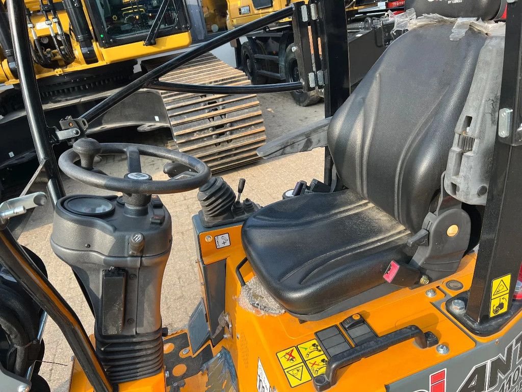 Radlader des Typs Sonstige Giant G1100, Gebrauchtmaschine in Doetinchem (Bild 4)