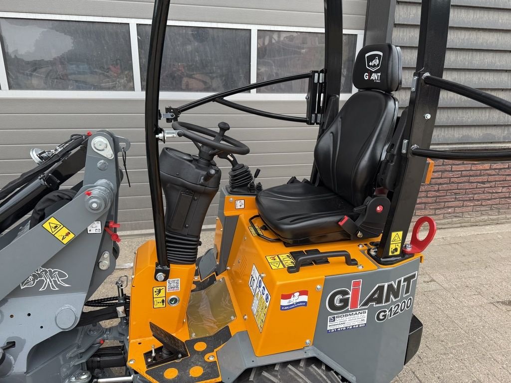 Radlader of the type Sonstige Giant G1200 minishovel / kniklader NIEUW &euro;400 LEASE, Neumaschine in Neer (Picture 11)