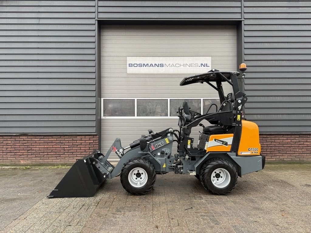 Radlader van het type Sonstige Giant G1500 X-TRA minishovel / kniklader BJ 2024, Gebrauchtmaschine in Neer (Foto 1)