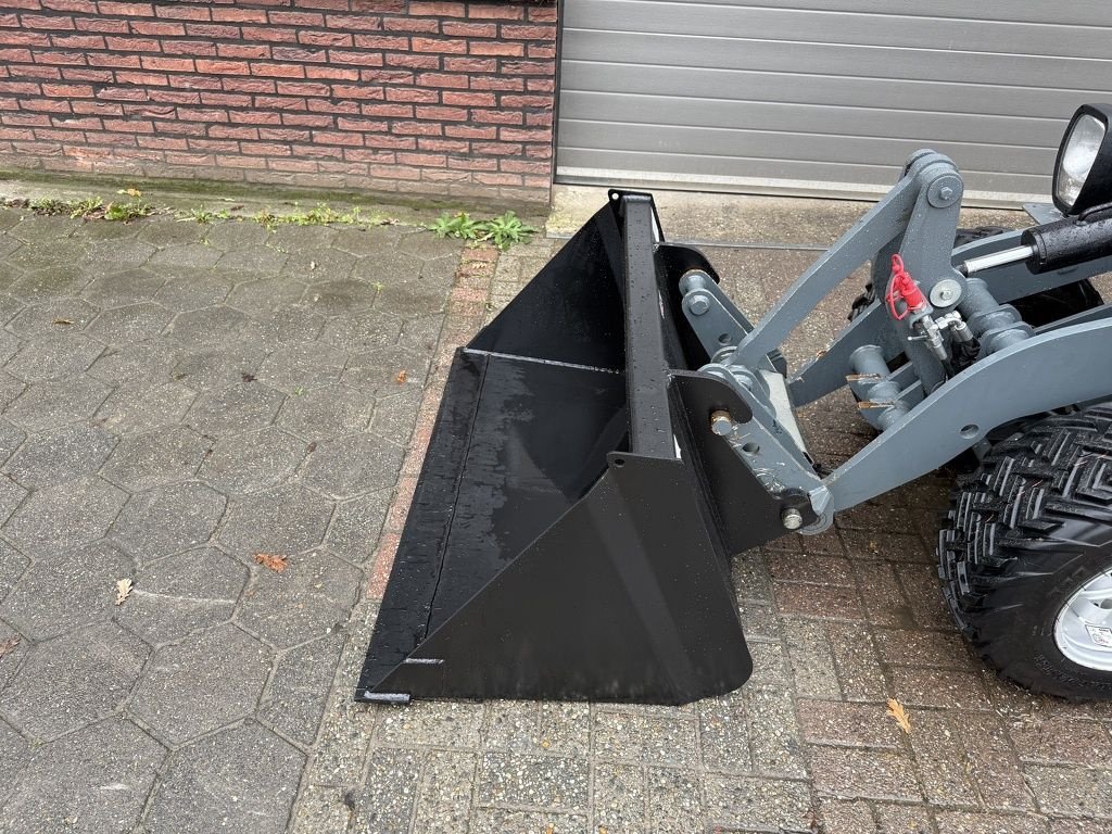 Radlader van het type Sonstige Giant G1500 X-TRA minishovel / kniklader BJ 2024, Gebrauchtmaschine in Neer (Foto 5)