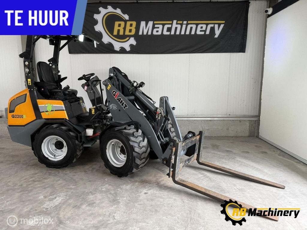 Radlader des Typs Sonstige Giant G2200E shovel te huur (elektrisch), Gebrauchtmaschine in Heerenveen (Bild 3)