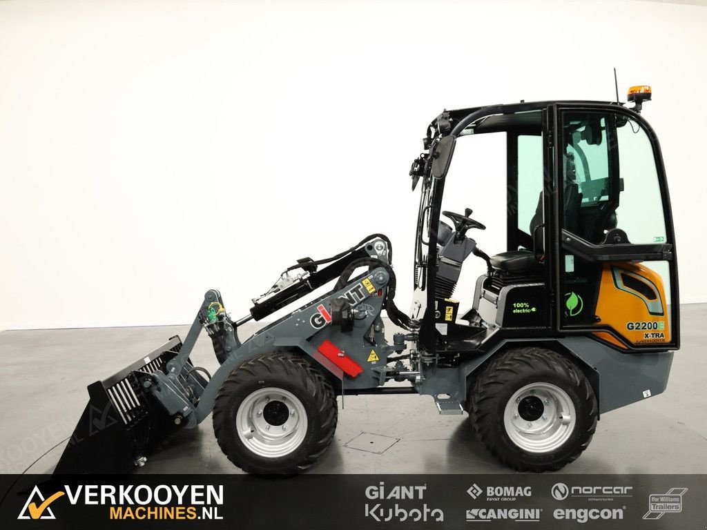Radlader des Typs Sonstige Giant G2200E X-tra (Cabine), Gebrauchtmaschine in Vessem (Bild 2)