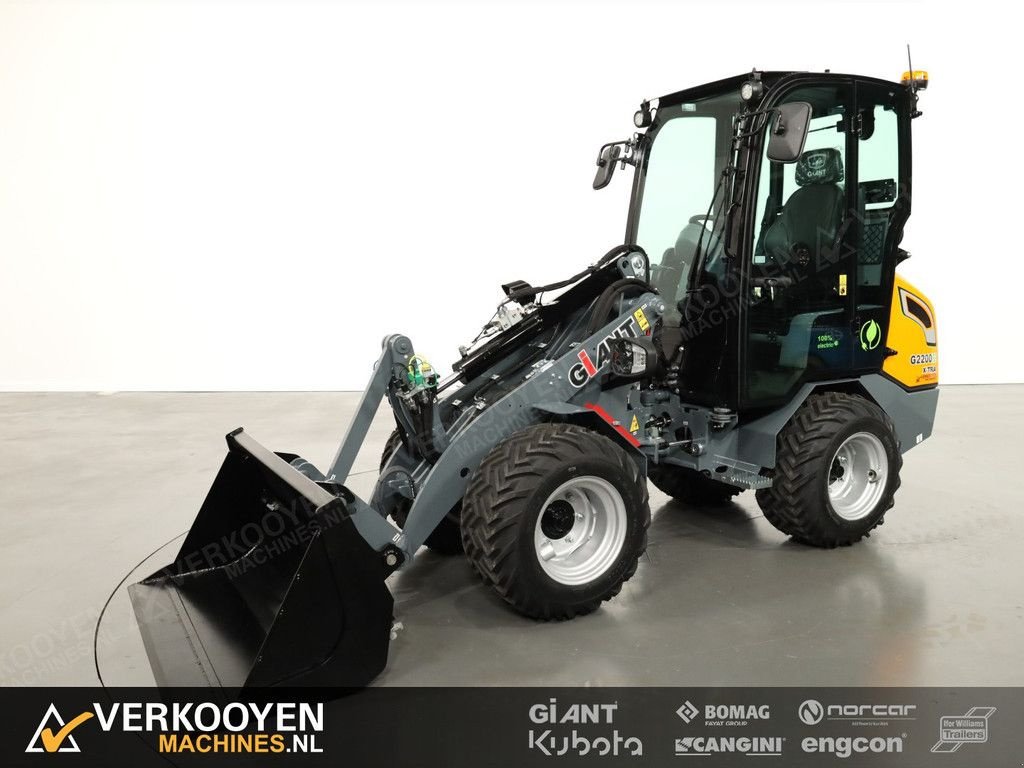 Radlader des Typs Sonstige Giant G2200E X-tra (Cabine), Gebrauchtmaschine in Vessem (Bild 1)
