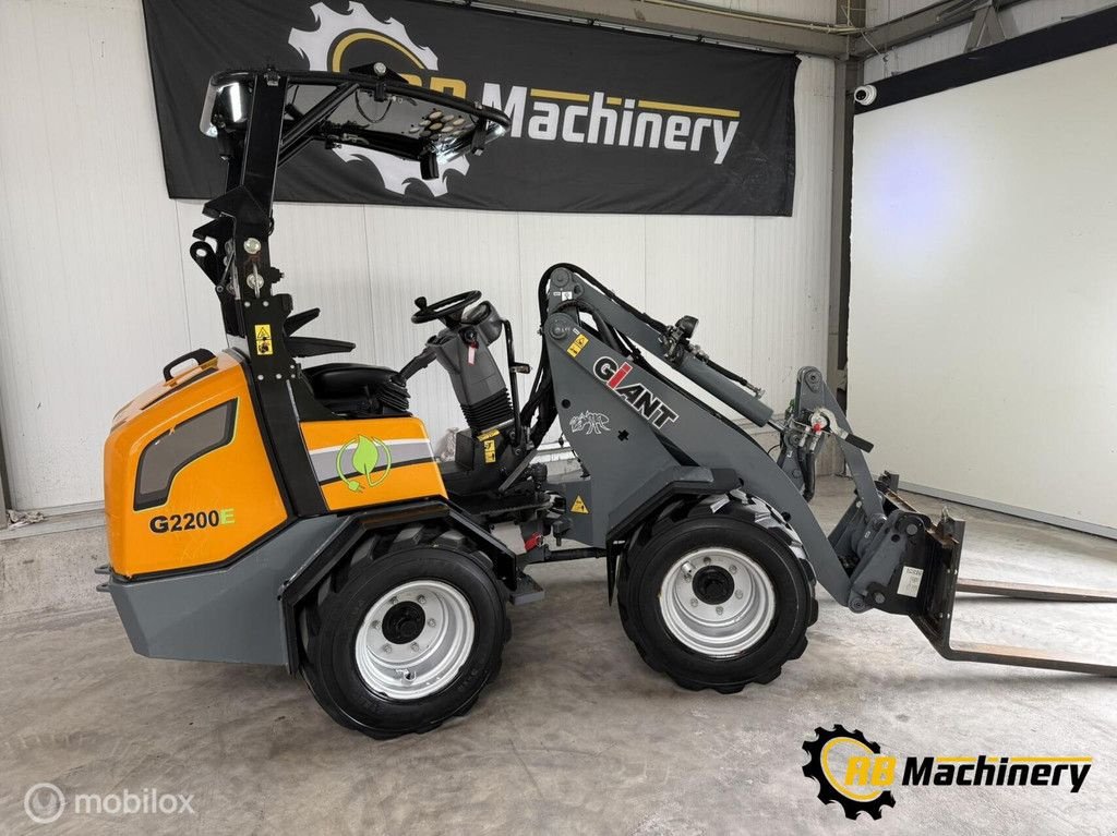 Radlader typu Sonstige Giant G2200E, Gebrauchtmaschine v Heerenveen (Obrázek 4)