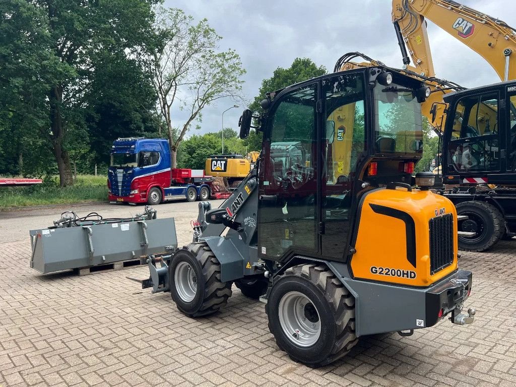 Radlader typu Sonstige Giant G2200HD, Gebrauchtmaschine v Doetinchem (Obrázek 3)