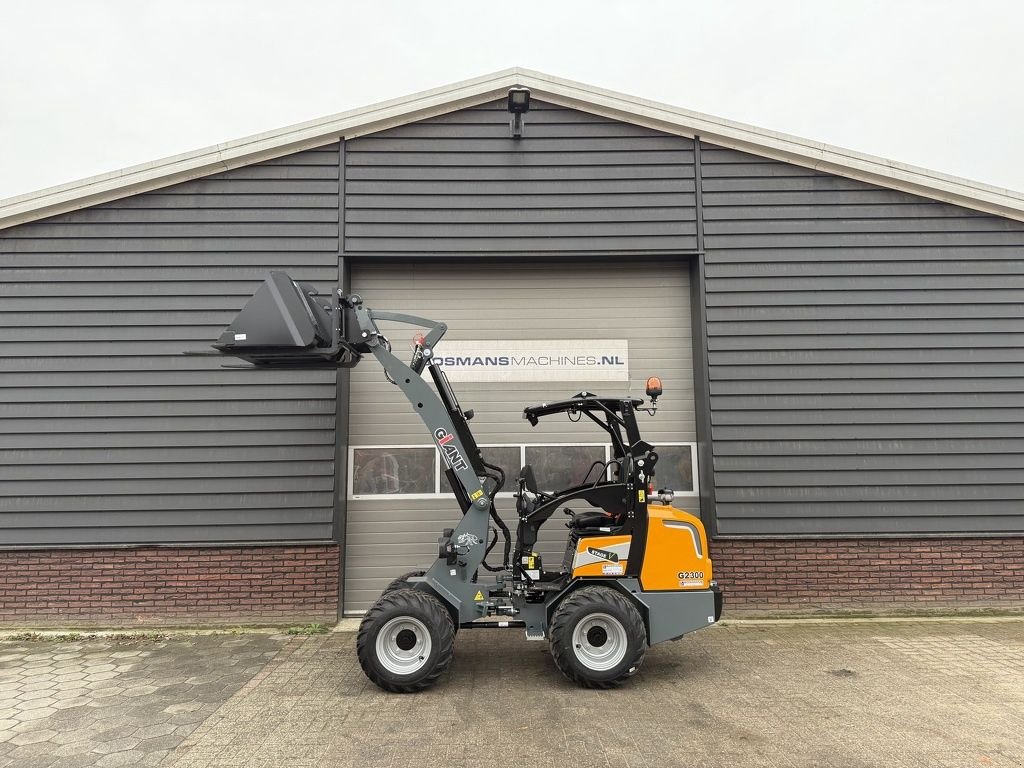 Radlader του τύπου Sonstige Giant G2300 minishovel / kniklader NIEUW &euro;545 LEASE, Neumaschine σε Neer (Φωτογραφία 2)