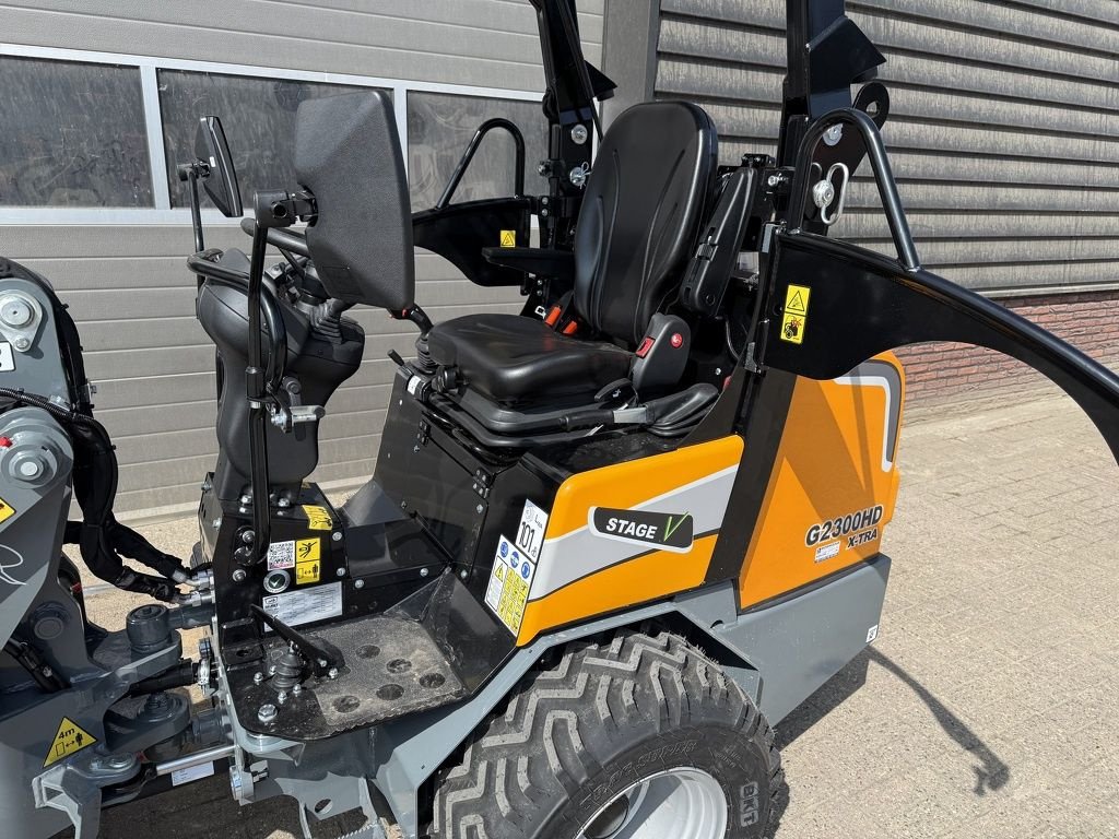 Radlader of the type Sonstige Giant G2300 X-TRA HD minishovel / kniklader NIEUW &euro;545 LEASE, Neumaschine in Neer (Picture 10)