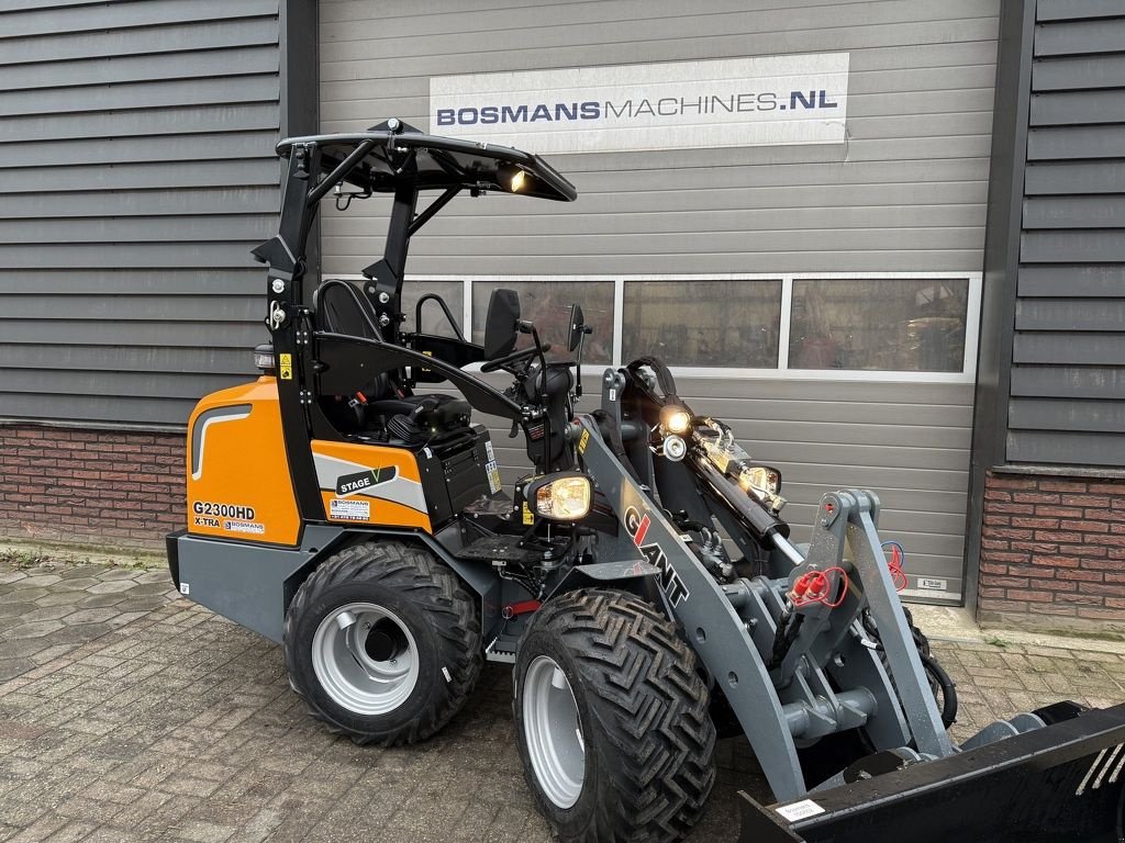Radlader of the type Sonstige Giant G2300 X-TRA HD minishovel / kniklader NIEUW (met PRO-inching), Neumaschine in Neer (Picture 4)