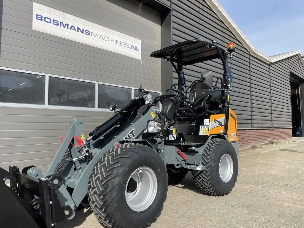 Radlader des Typs Sonstige Giant G2500 HD X-TRA shovel NIEUW, Neumaschine in Neer (Bild 9)