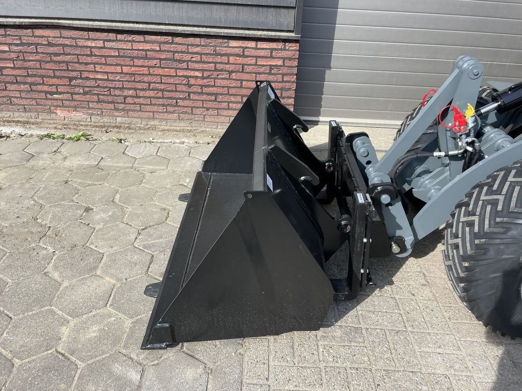 Radlader des Typs Sonstige Giant G2500 HD X-TRA shovel NIEUW, Neumaschine in Neer (Bild 5)