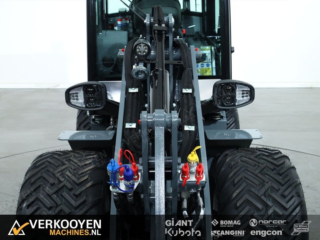 Radlader des Typs Sonstige Giant G2500 X-tra HD (Cabine), Neumaschine in Vessem (Bild 10)