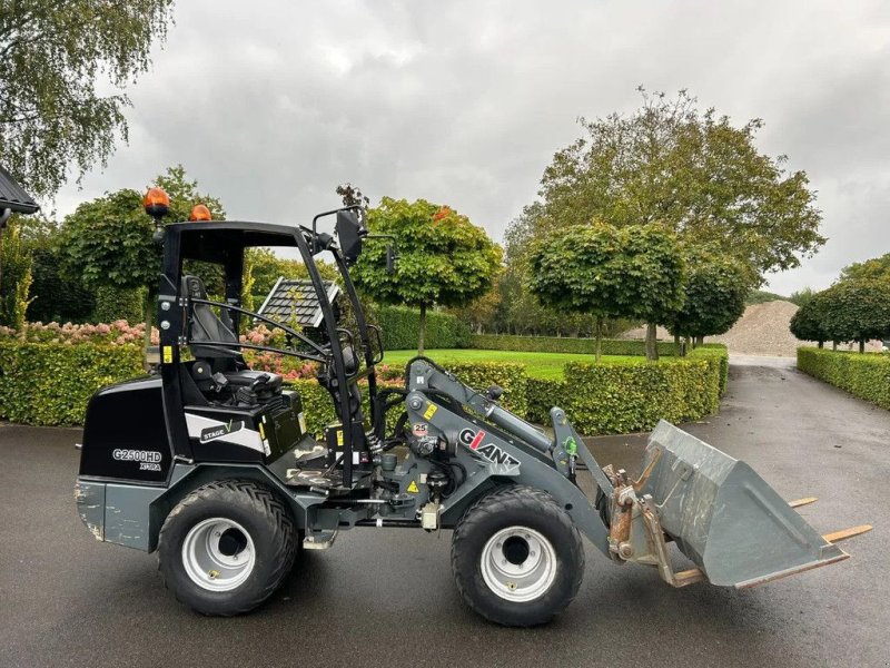 Radlader του τύπου Sonstige Giant G2500HD X-tra, Gebrauchtmaschine σε HA