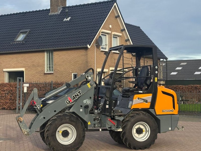 Radlader tip Sonstige Giant G2500hd, Gebrauchtmaschine in Wadenoijen (Poză 1)