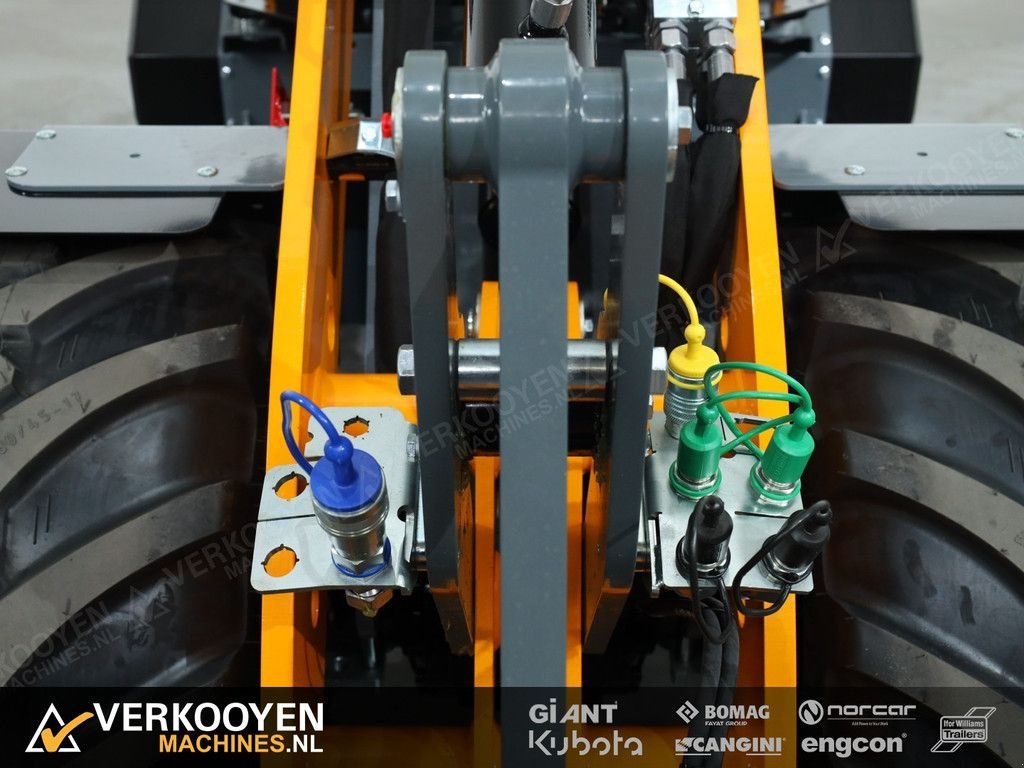 Radlader des Typs Sonstige Giant G2700 HD+ (Jubileum Editie), Neumaschine in Vessem (Bild 11)