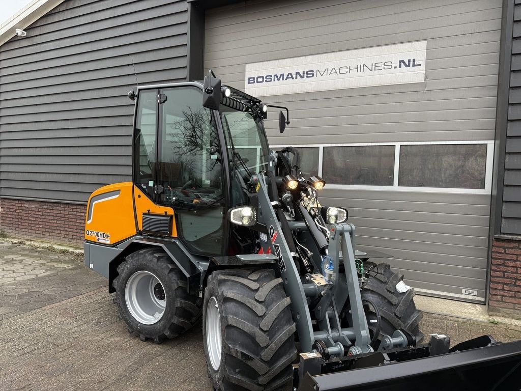 Radlader van het type Sonstige Giant G2700 HD+ met cabine minishovel NIEUW, Neumaschine in Neer (Foto 4)