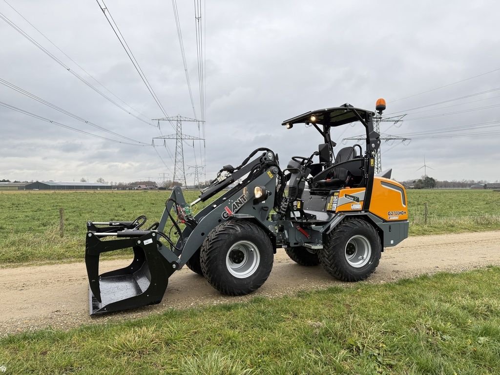 Radlader des Typs Sonstige Giant G2700 HD + minishovel / kniklader NIEUW hoge mast, Neumaschine in Neer (Bild 4)