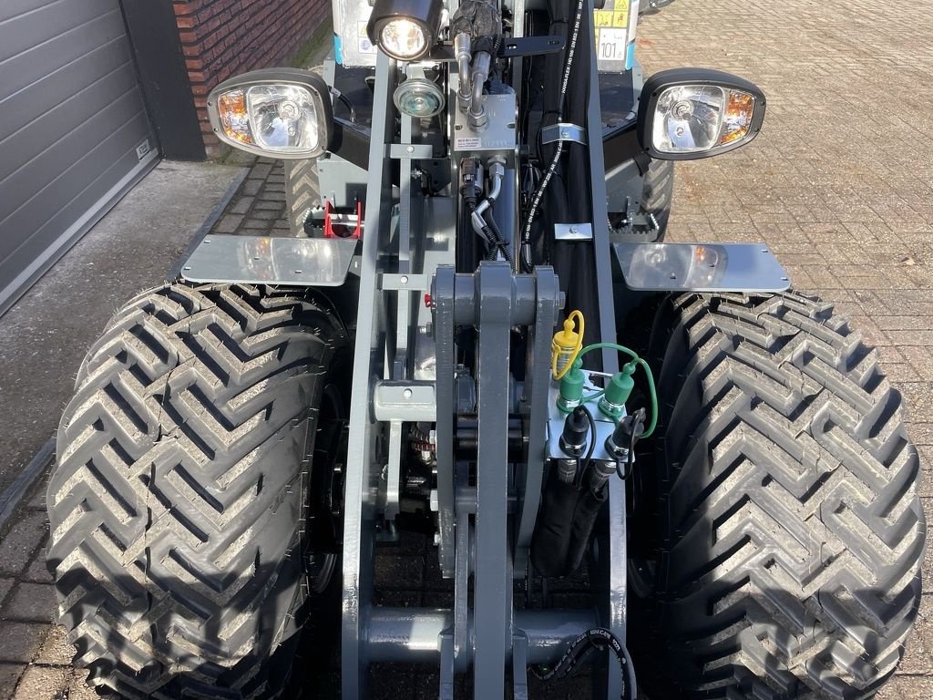 Radlader of the type Sonstige Giant G2700 HD X-TRA minishovel 2.7 T, Gebrauchtmaschine in Neer (Picture 8)