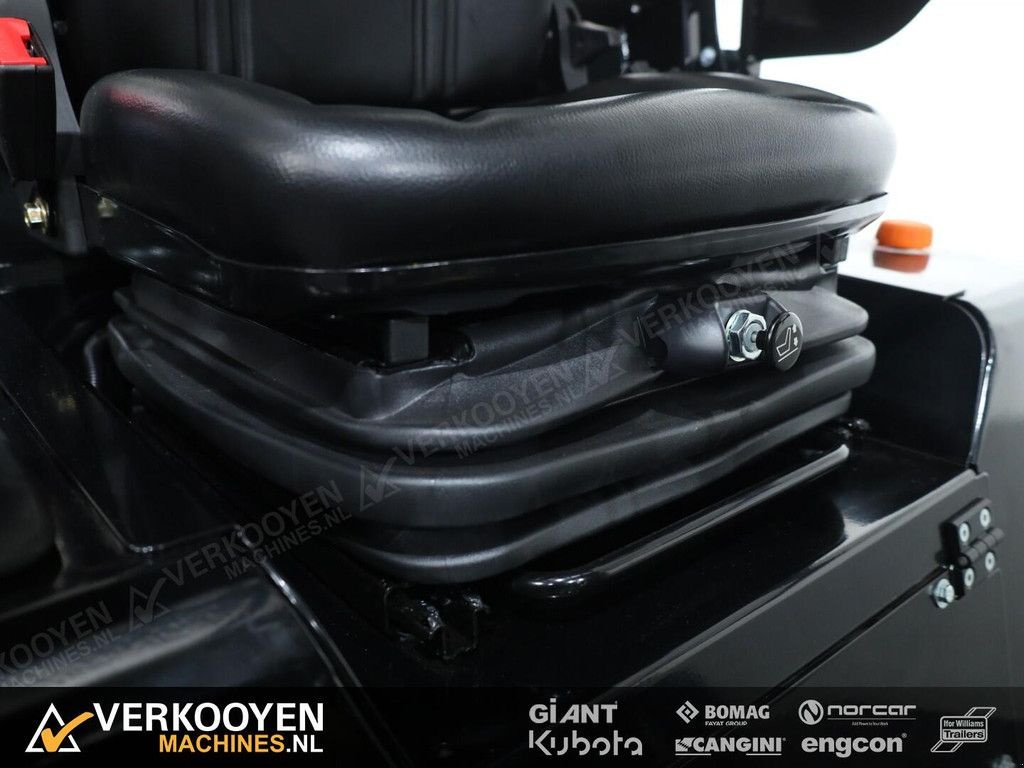 Radlader des Typs Sonstige Giant G2700 X-tra HD+, Neumaschine in Vessem (Bild 10)