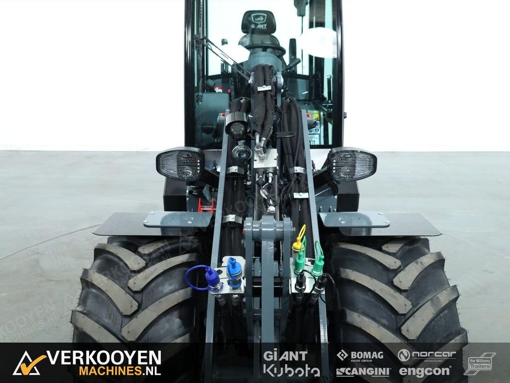 Radlader Türe ait Sonstige Giant G2700 X-tra HD+ (Cabine), Neumaschine içinde Vessem (resim 11)