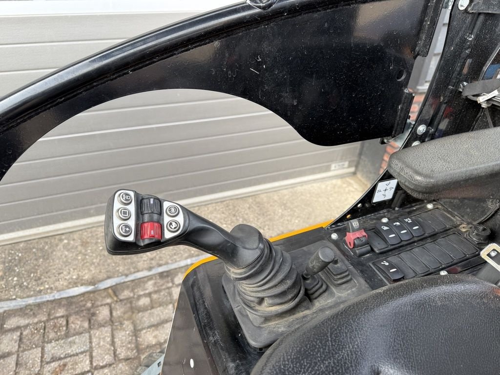 Radlader des Typs Sonstige Giant G2700 X-TRA HD+ minishovel BJ 2025 445 uur &euro;635 LEASE, Gebrauchtmaschine in Neer (Bild 10)