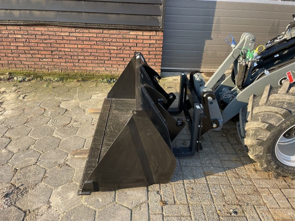 Radlader des Typs Sonstige Giant G2700 X-TRA HD + minishovel NIEUW (pro inching - brede banden -, Neumaschine in Neer (Bild 7)