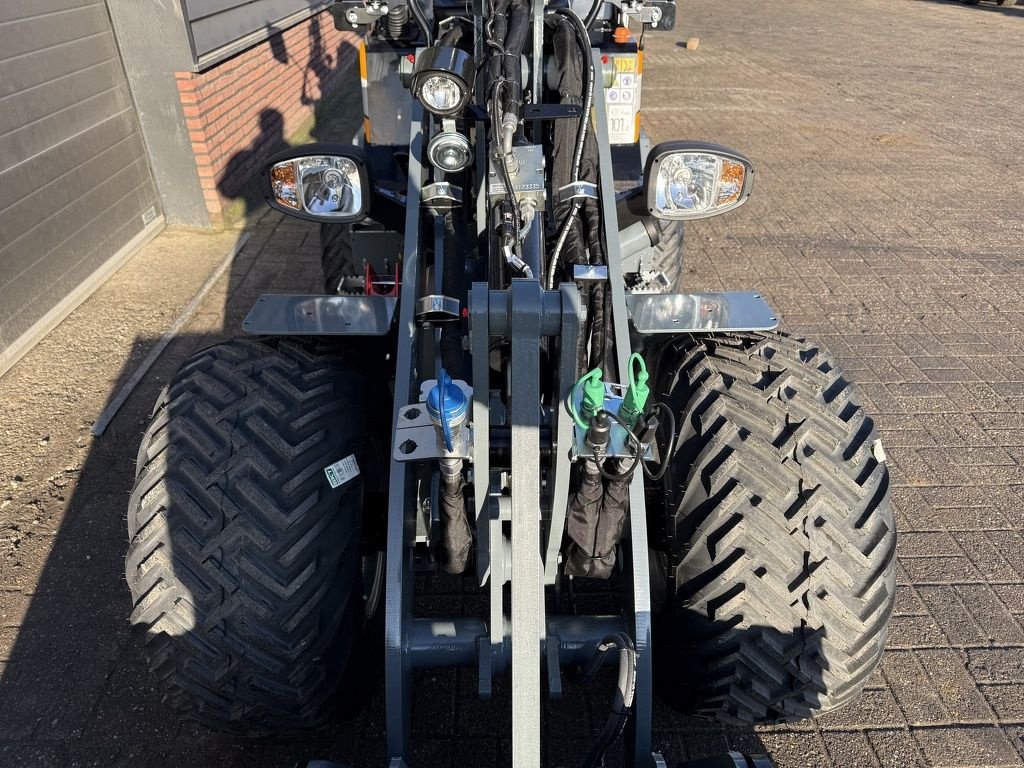 Radlader van het type Sonstige Giant G2700 X-TRA HD+ shovel / kniklader NIEUW, Neumaschine in Neer (Foto 9)