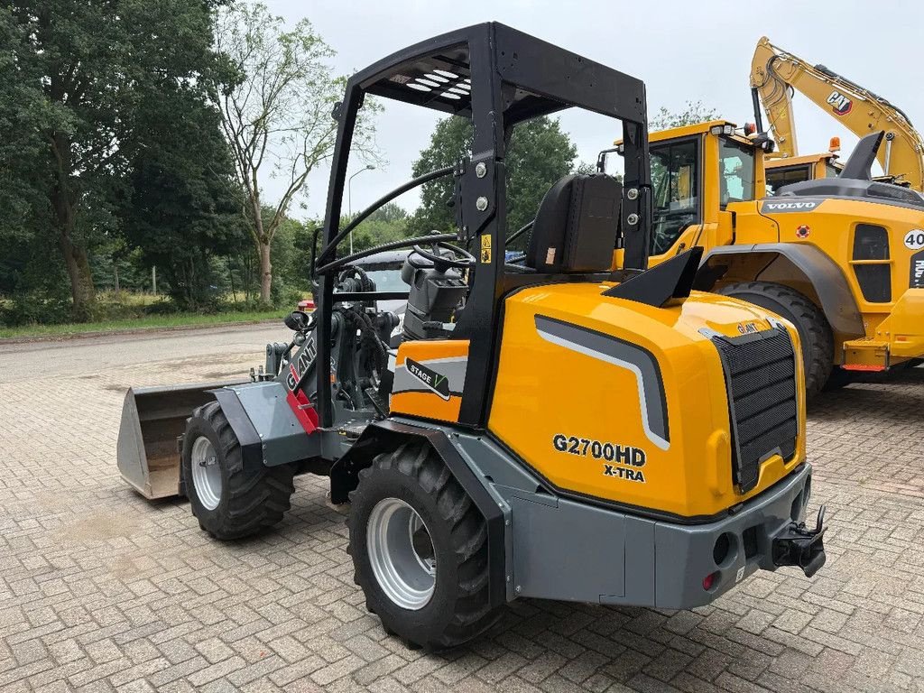 Radlader des Typs Sonstige Giant G2700, Gebrauchtmaschine in Doetinchem (Bild 2)