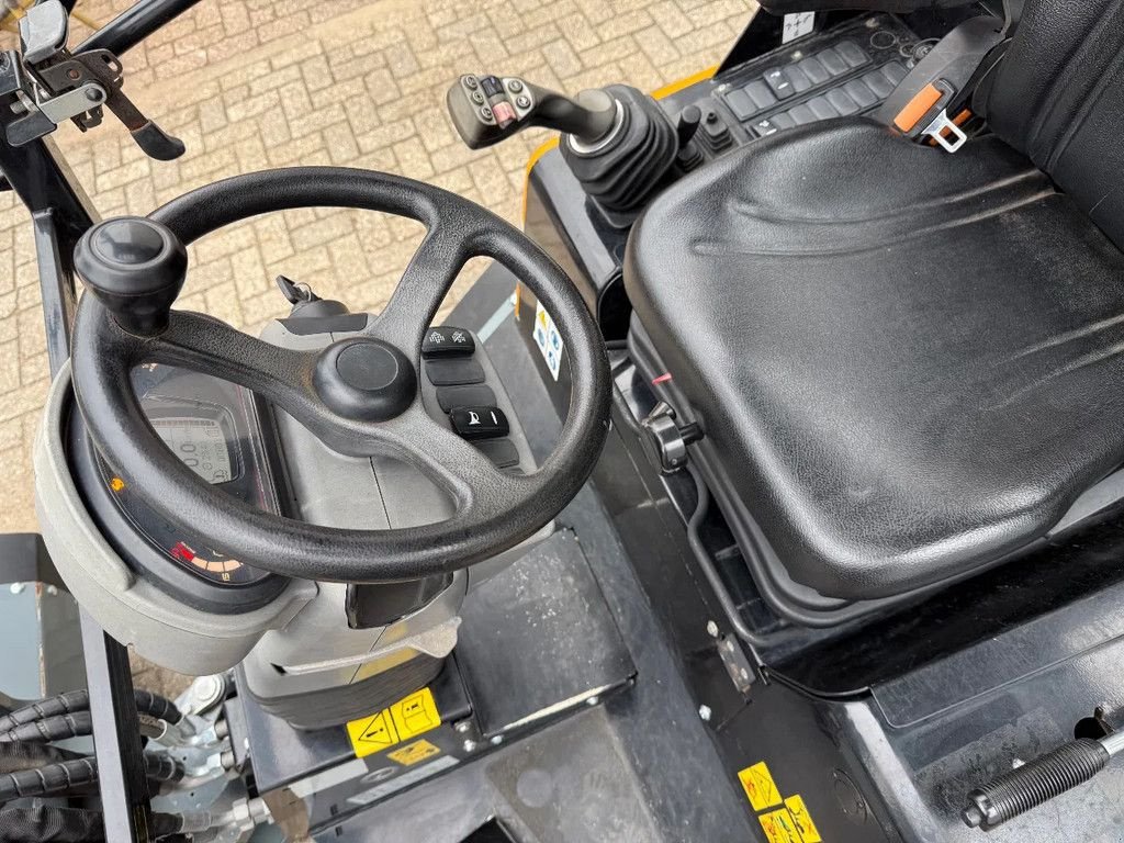 Radlader des Typs Sonstige Giant G2700, Gebrauchtmaschine in Doetinchem (Bild 5)