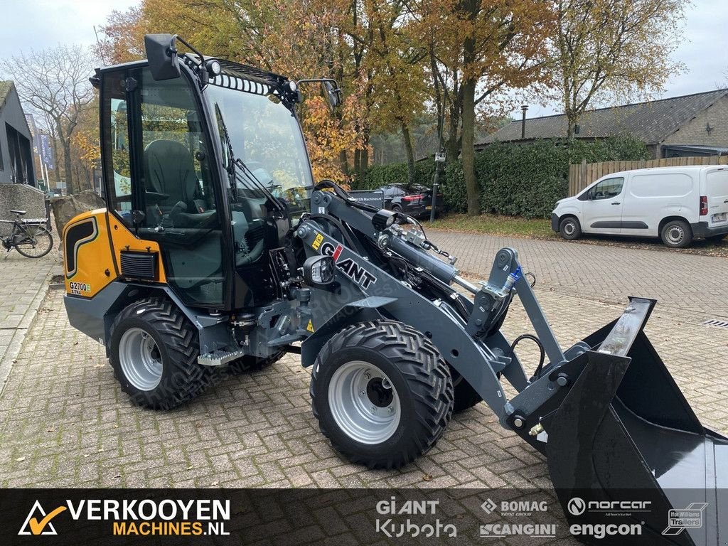 Radlader of the type Sonstige Giant G2700E X-tra (Cabine), Neumaschine in Vessem (Picture 4)