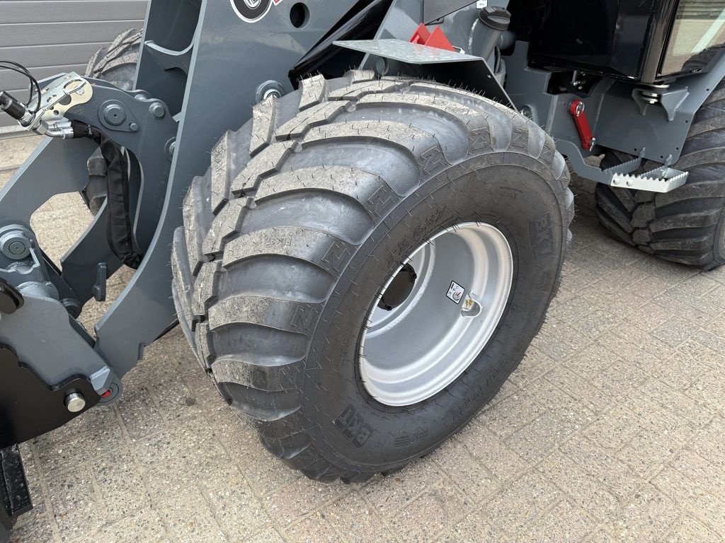 Radlader des Typs Sonstige Giant G3500 shovel NIEUW met cabine, Neumaschine in Neer (Bild 10)