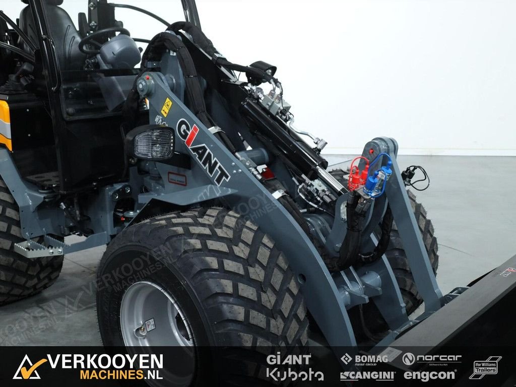 Radlader типа Sonstige Giant G3500 X-tra, Neumaschine в Vessem (Фотография 7)