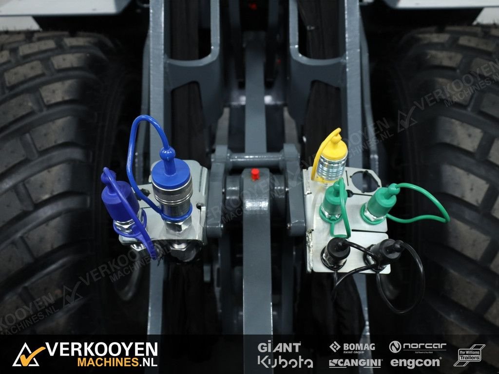 Radlader of the type Sonstige Giant G3500, Neumaschine in Vessem (Picture 8)