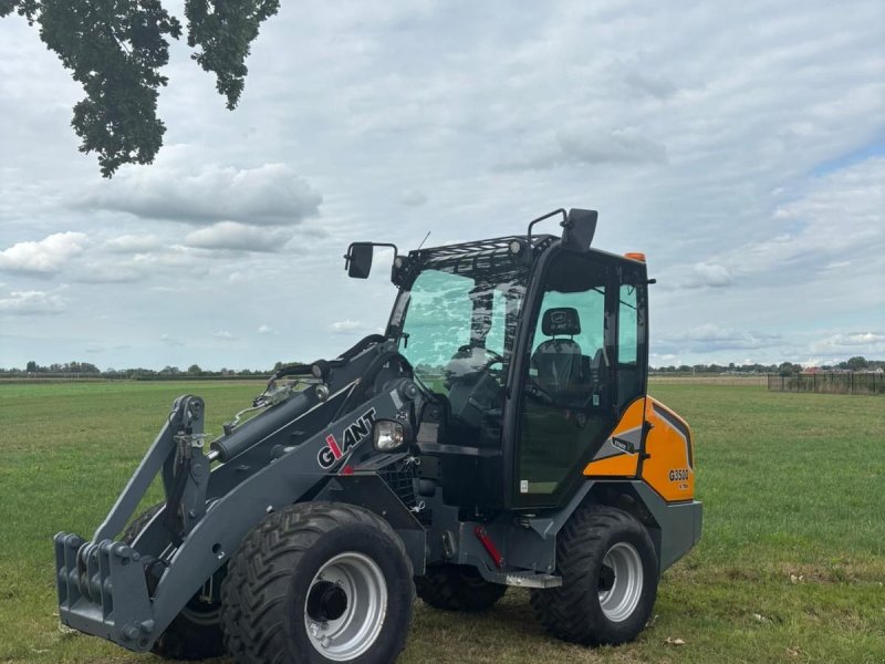 Radlader des Typs Sonstige Giant G3500extra, Gebrauchtmaschine in Wadenoijen (Bild 1)