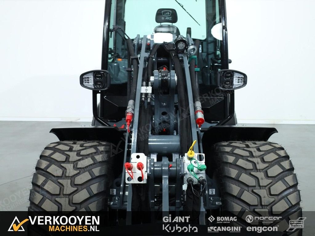 Radlader typu Sonstige Giant G5000, Neumaschine w Vessem (Zdjęcie 9)